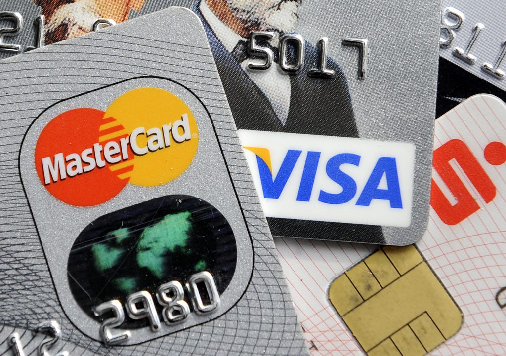 New scam targets seniors' bank cards
